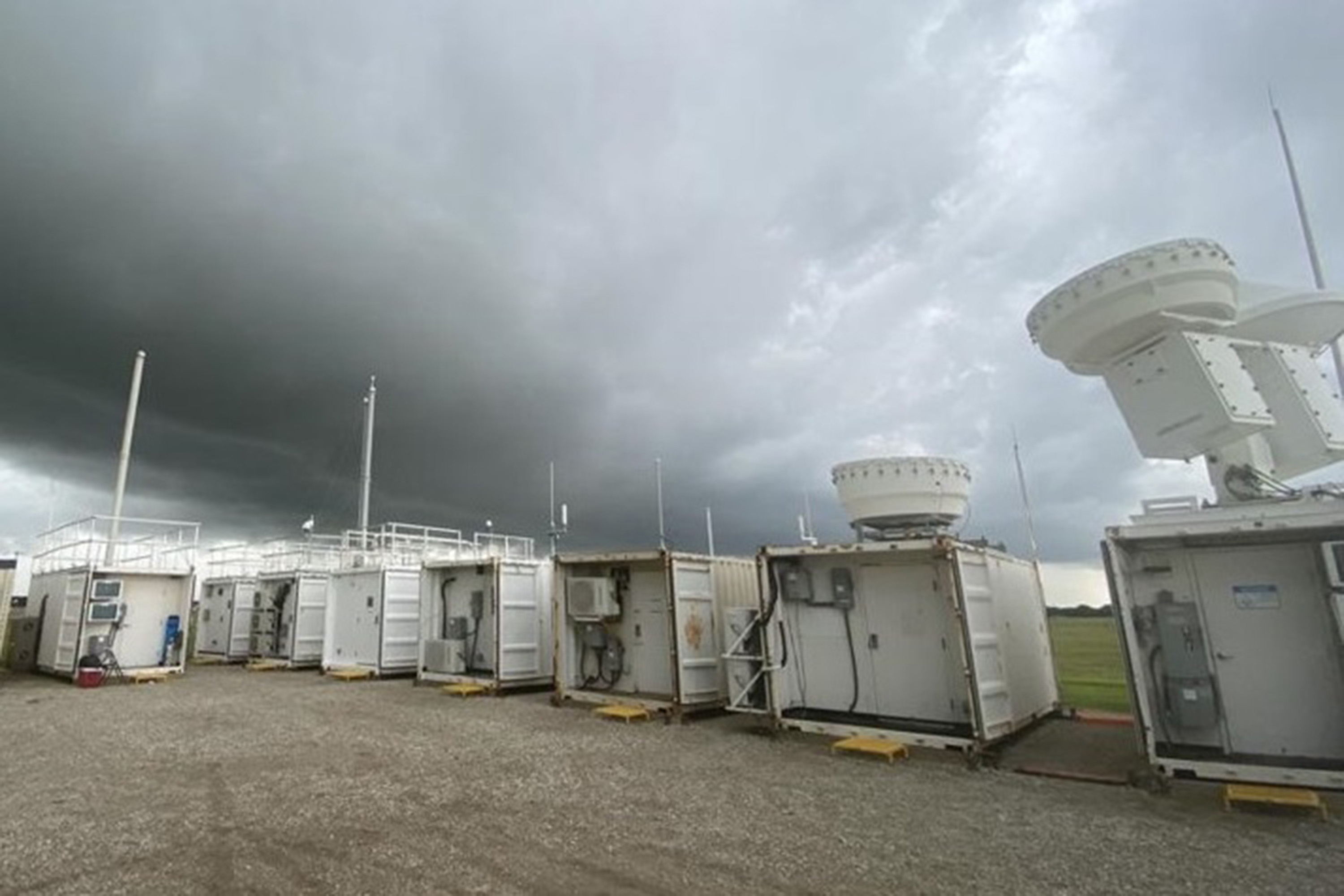 Tracer Bams F1(1) Feature